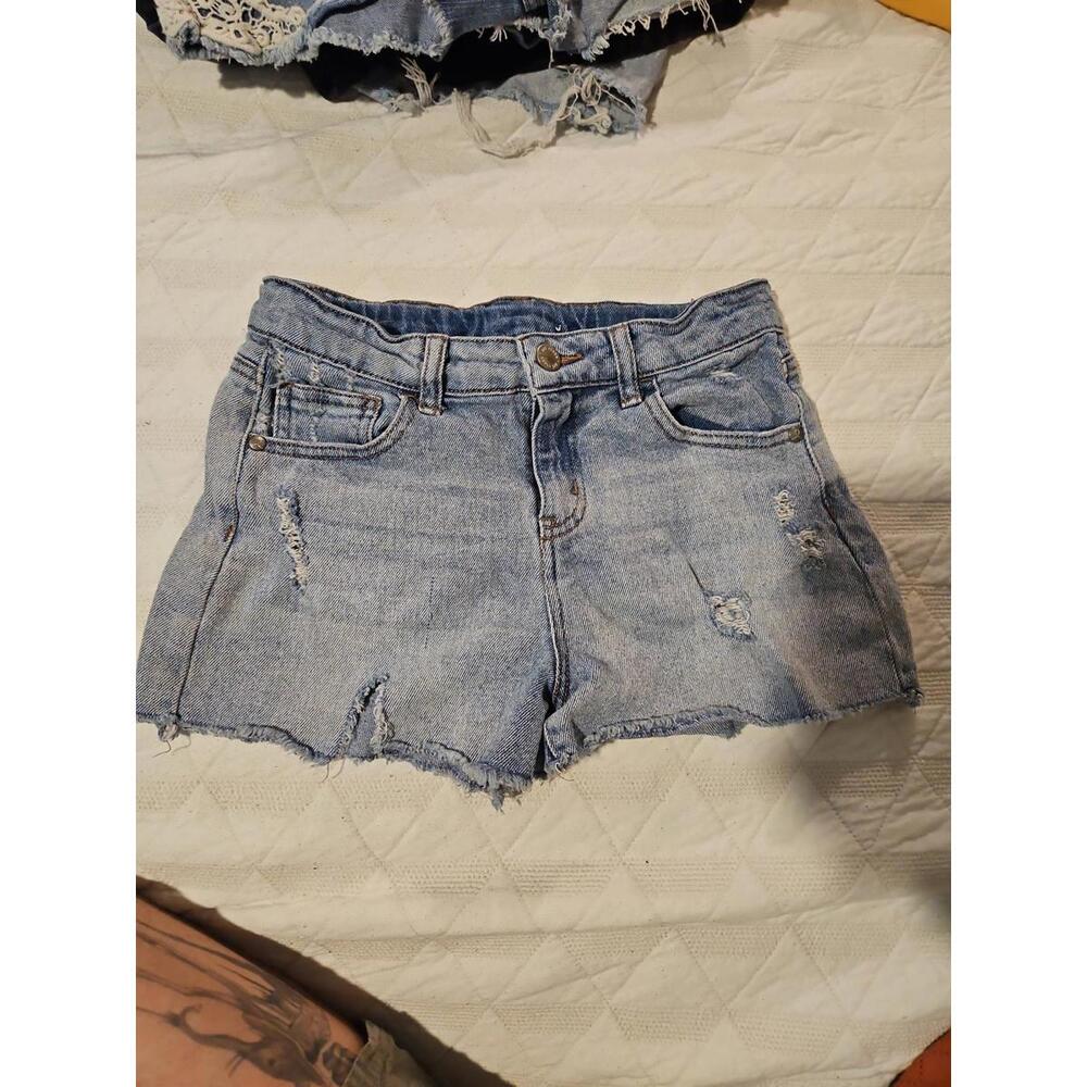 Denim shorts by Art Class size M 7/8
